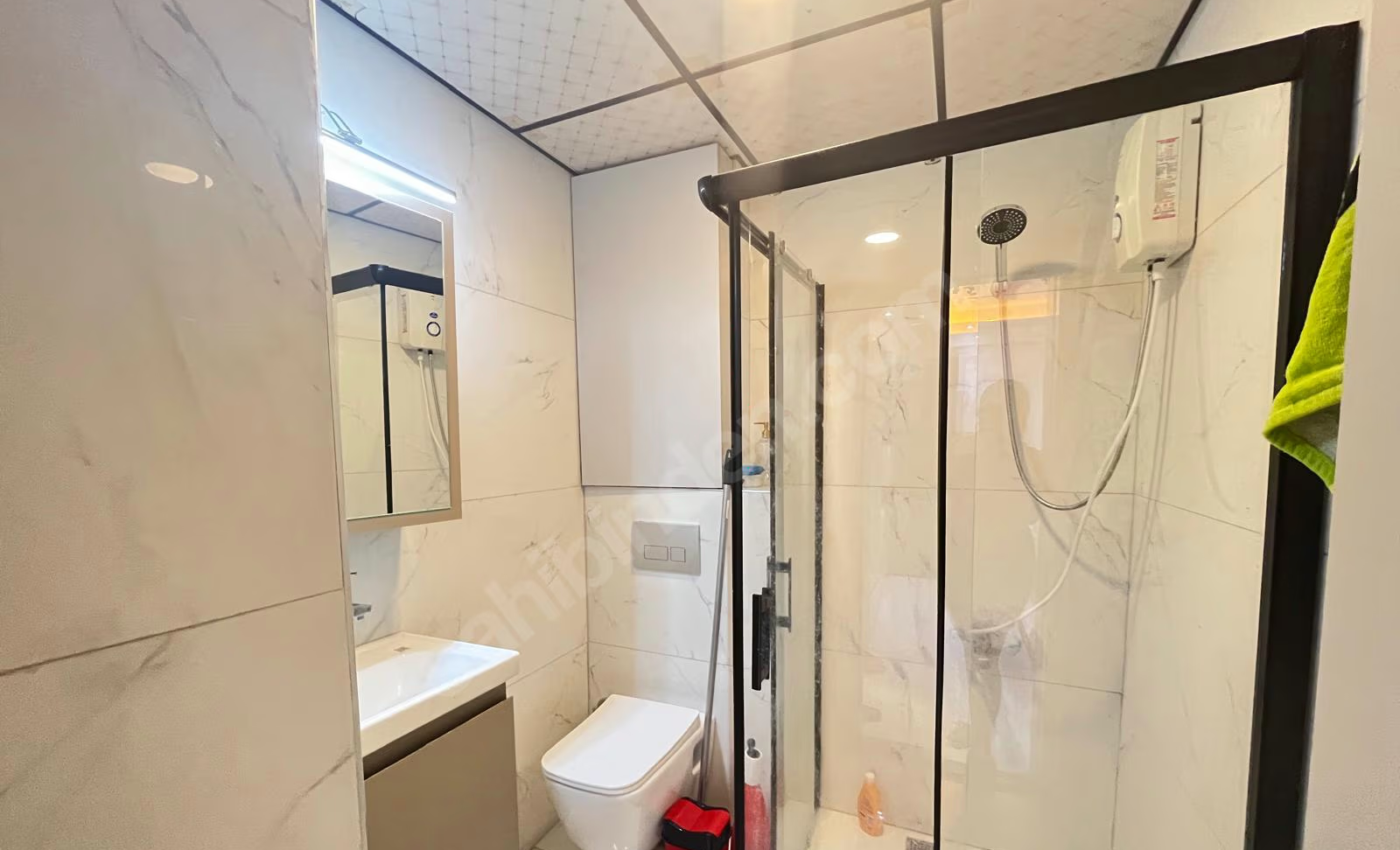 Mersin Mezitli 75. Yıl Mahallesi 1+1 60 m² Klima Satılık Daire