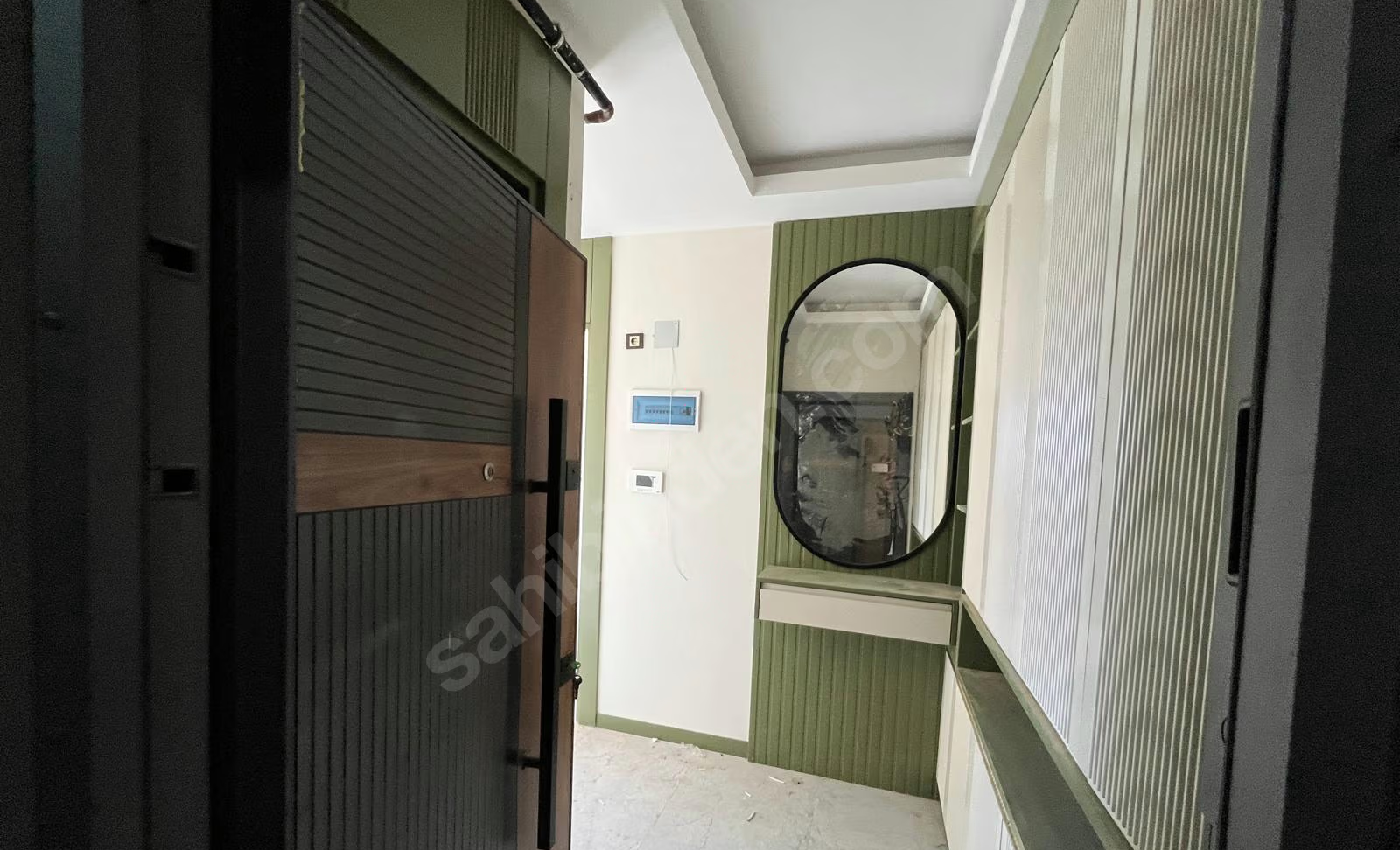 Mersin Mezitli 75. Yıl Mahallesi 1+1 70 m² Doğalgaz Kombili Satılık Daire