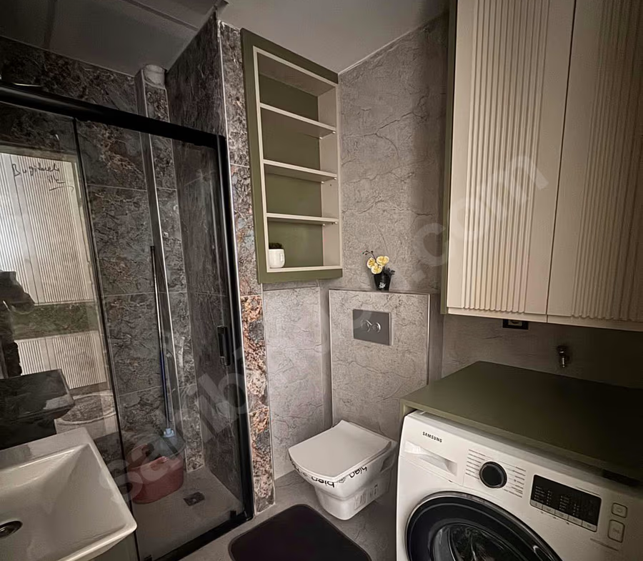 Mersin Mezitli 75. Yıl Mahallesi 1+1 70 m² Doğalgaz Kombili Satılık Daire