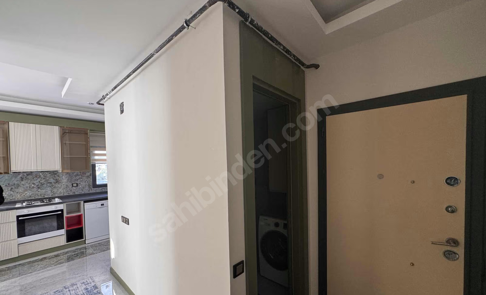 Mersin Mezitli 75. Yıl Mahallesi 1+1 70 m² Doğalgaz Kombili Satılık Daire