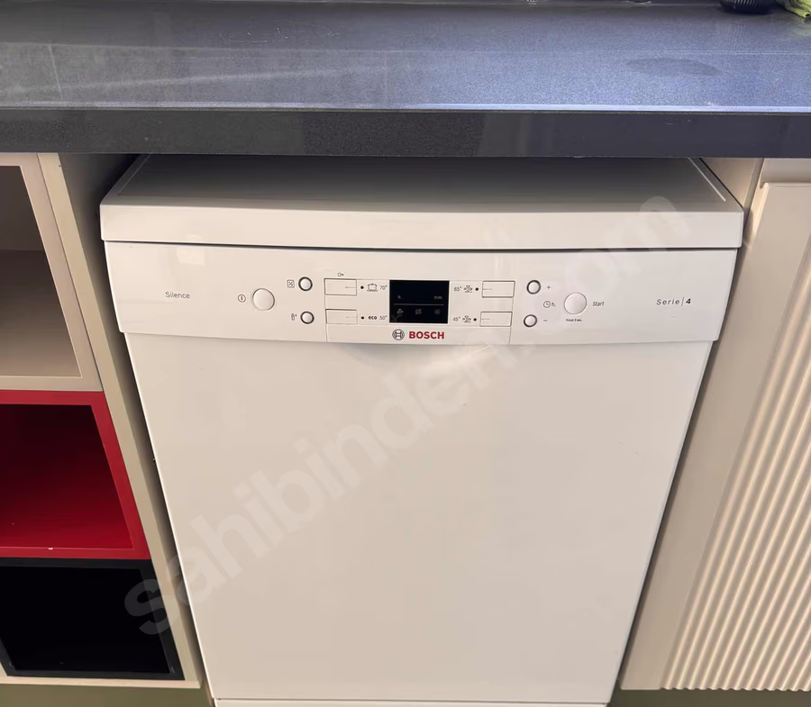 Mersin Mezitli 75. Yıl Mahallesi 1+1 70 m² Doğalgaz Kombili Satılık Daire