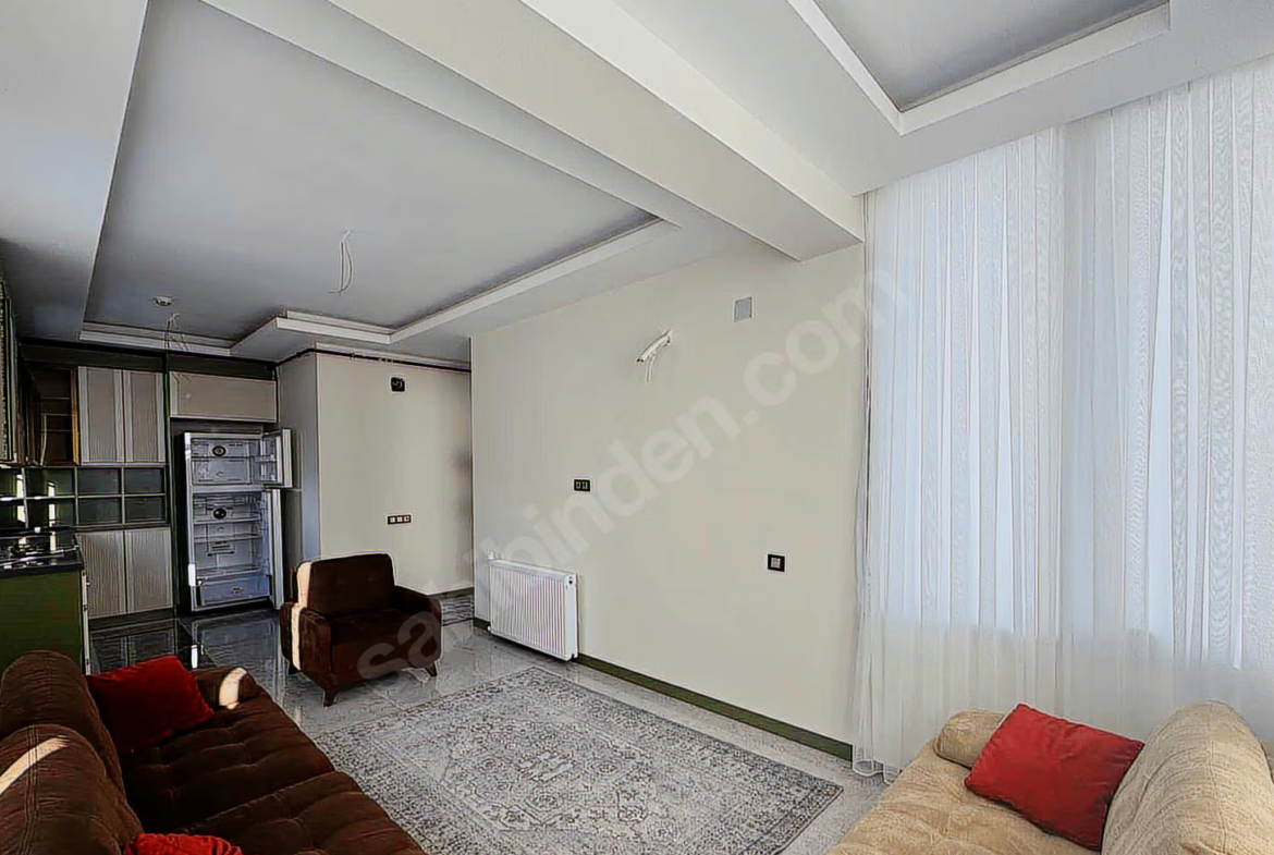 Mersin Mezitli 75. Yıl Mahallesi 1+1 70 m² Klima Kiralık Daire