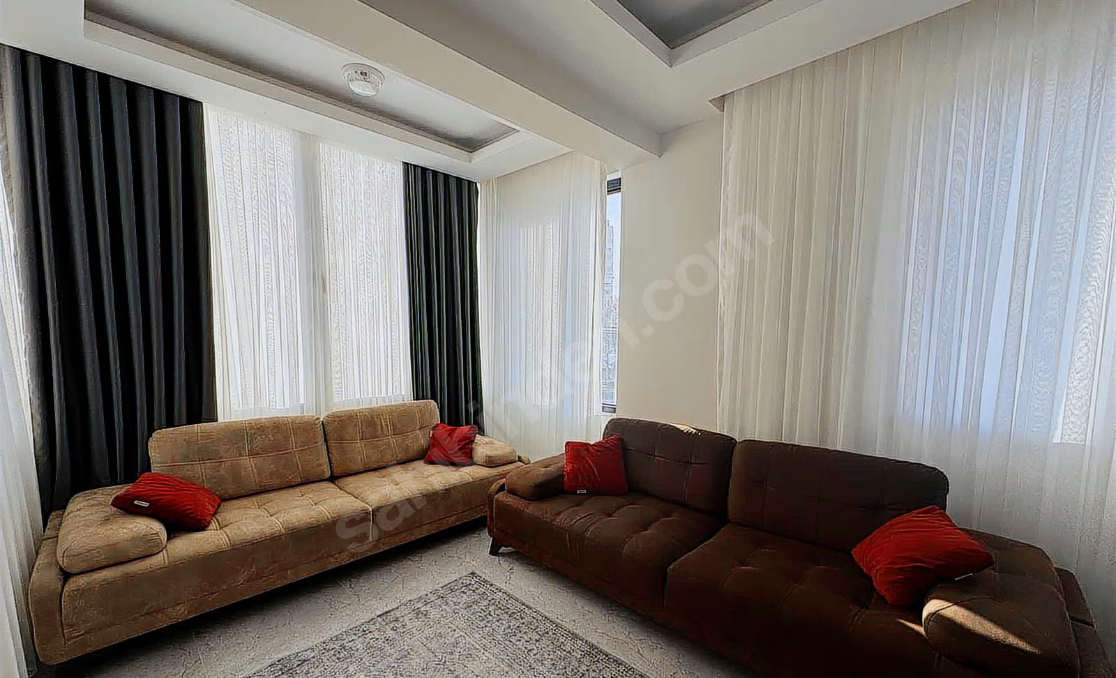 Mersin Mezitli 75. Yıl Mahallesi 1+1 70 m² Klima Kiralık Daire