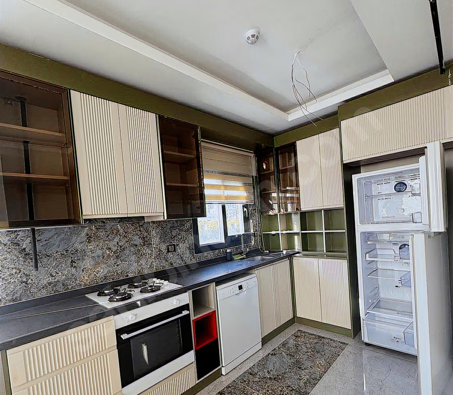 Mersin Mezitli 75. Yıl Mahallesi 1+1 70 m² Klima Kiralık Daire