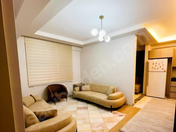 Mersin Mezitli 75. Yıl Mahallesi 1+1 90 m² Klima Satılık Daire