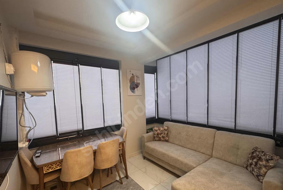 Mersin Mezitli 75. Yıl Mahallesi 1+1 90 m² Klima Satılık Daire