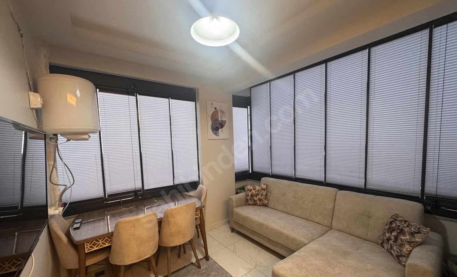 Mersin Mezitli 75. Yıl Mahallesi 1+1 90 m² Klima Satılık Daire