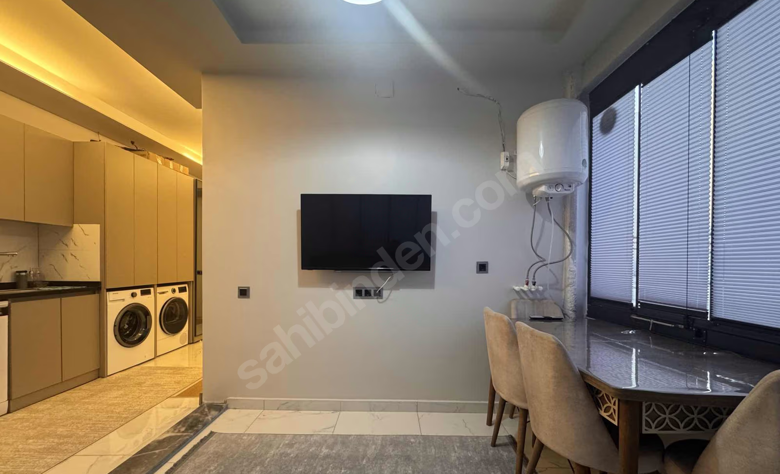 Mersin Mezitli 75. Yıl Mahallesi 1+1 90 m² Klima Satılık Daire
