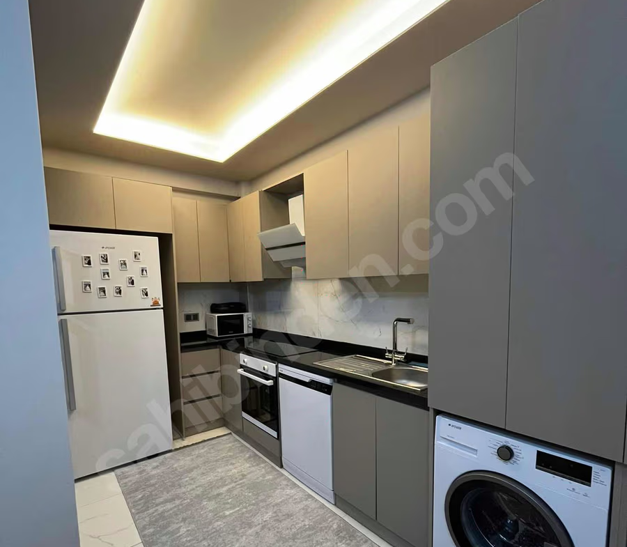 Mersin Mezitli 75. Yıl Mahallesi 1+1 90 m² Klima Satılık Daire