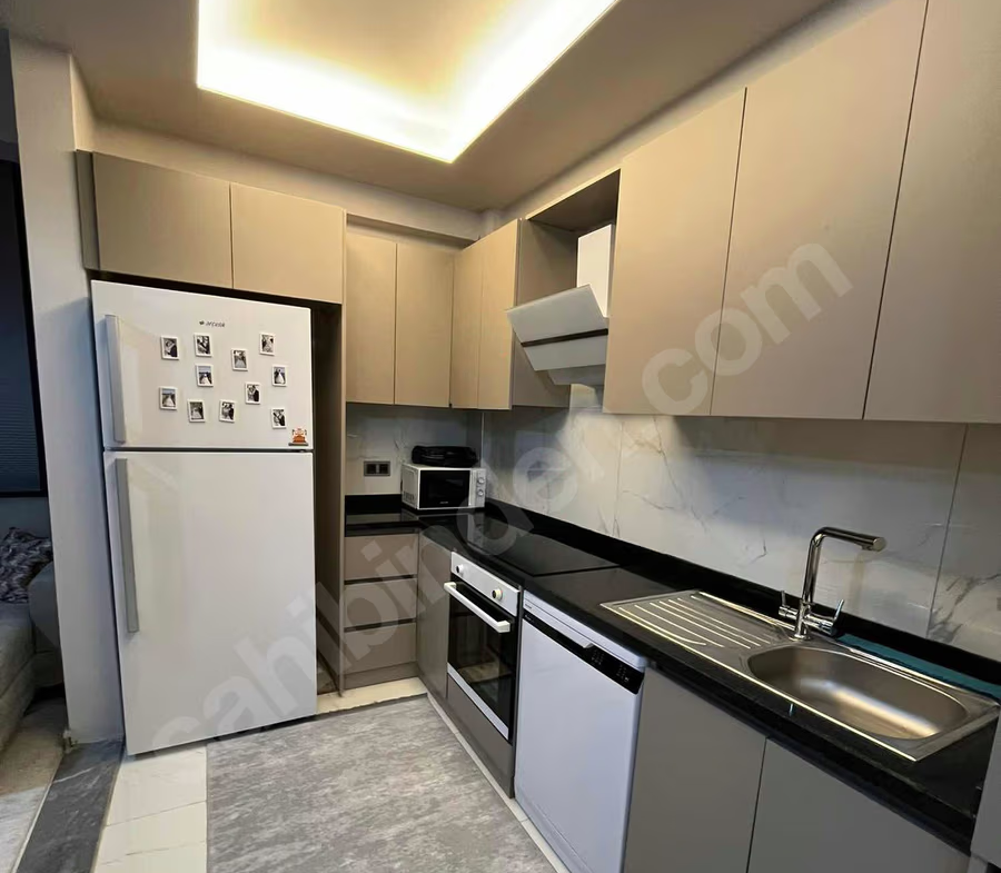 Mersin Mezitli 75. Yıl Mahallesi 1+1 90 m² Klima Satılık Daire