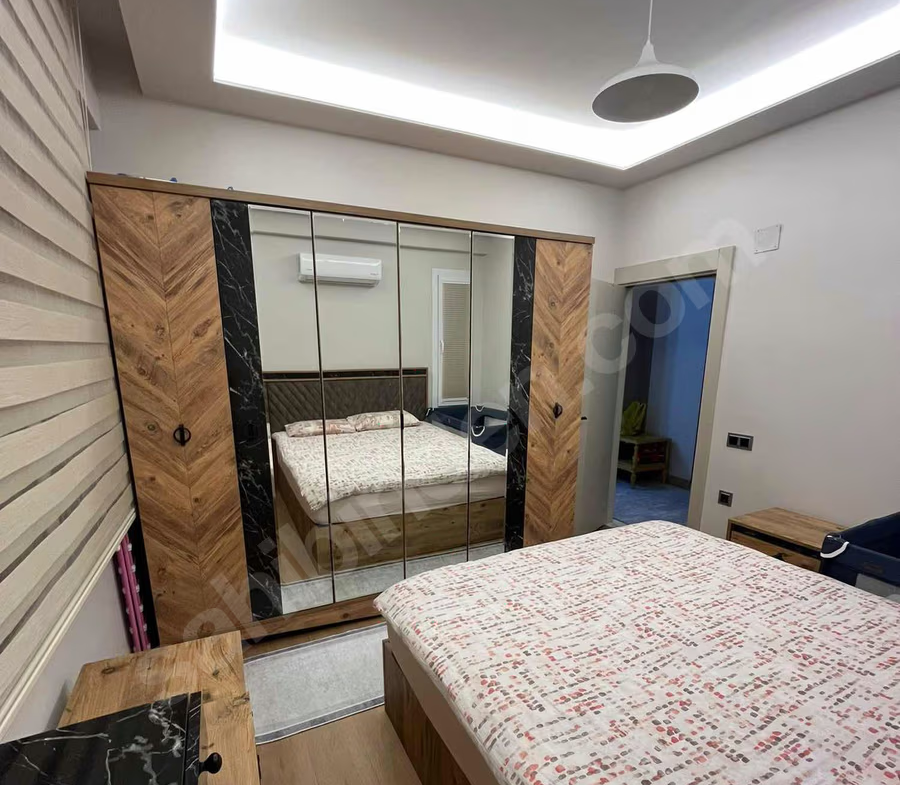 Mersin Mezitli 75. Yıl Mahallesi 1+1 90 m² Klima Satılık Daire