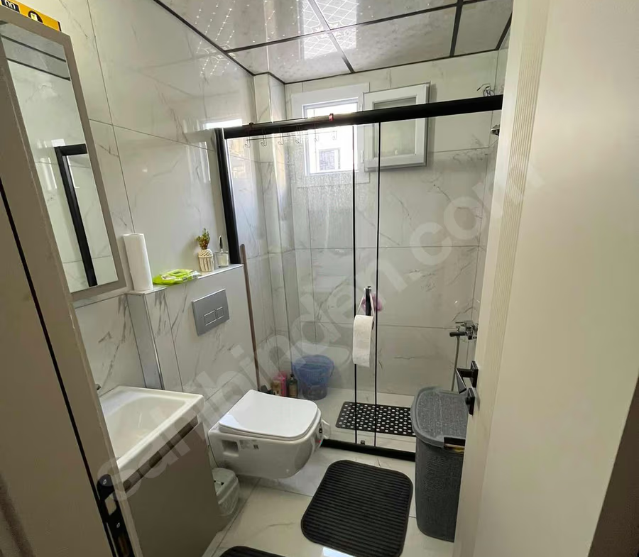 Mersin Mezitli 75. Yıl Mahallesi 1+1 90 m² Klima Satılık Daire