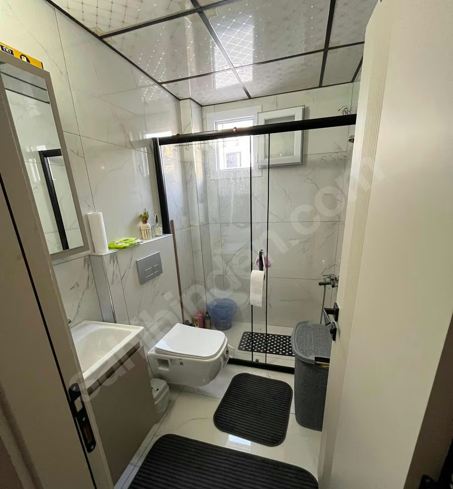 Mersin Mezitli 75. Yıl Mahallesi 1+1 90 m² Klima Satılık Daire