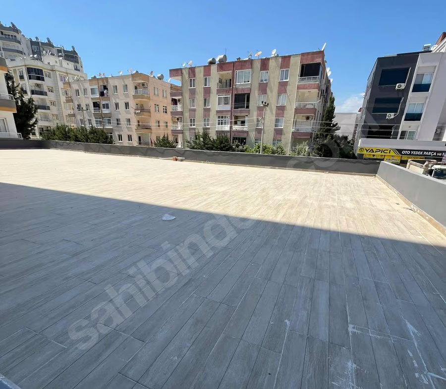 Mersin Mezitli 75. Yıl Mahallesi 1+1 90 m² Klima Satılık Daire