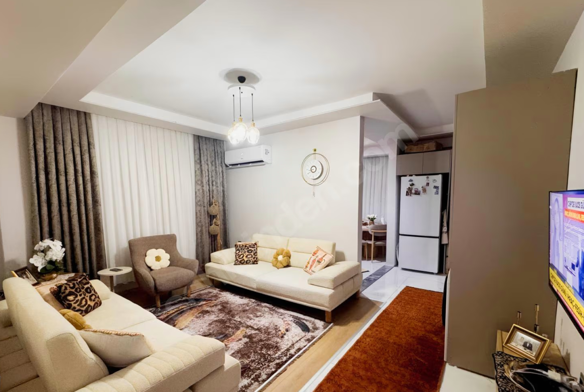Mersin Mezitli 75. Yıl Mahallesi 2+0 80 m² Klima Satılık Daire