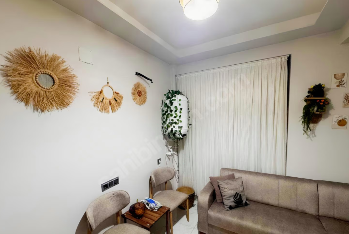 Mersin Mezitli 75. Yıl Mahallesi 2+0 80 m² Klima Satılık Daire