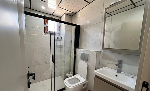 Mersin Mezitli 75. Yıl Mahallesi 2+0 80 m² Klima Satılık Daire