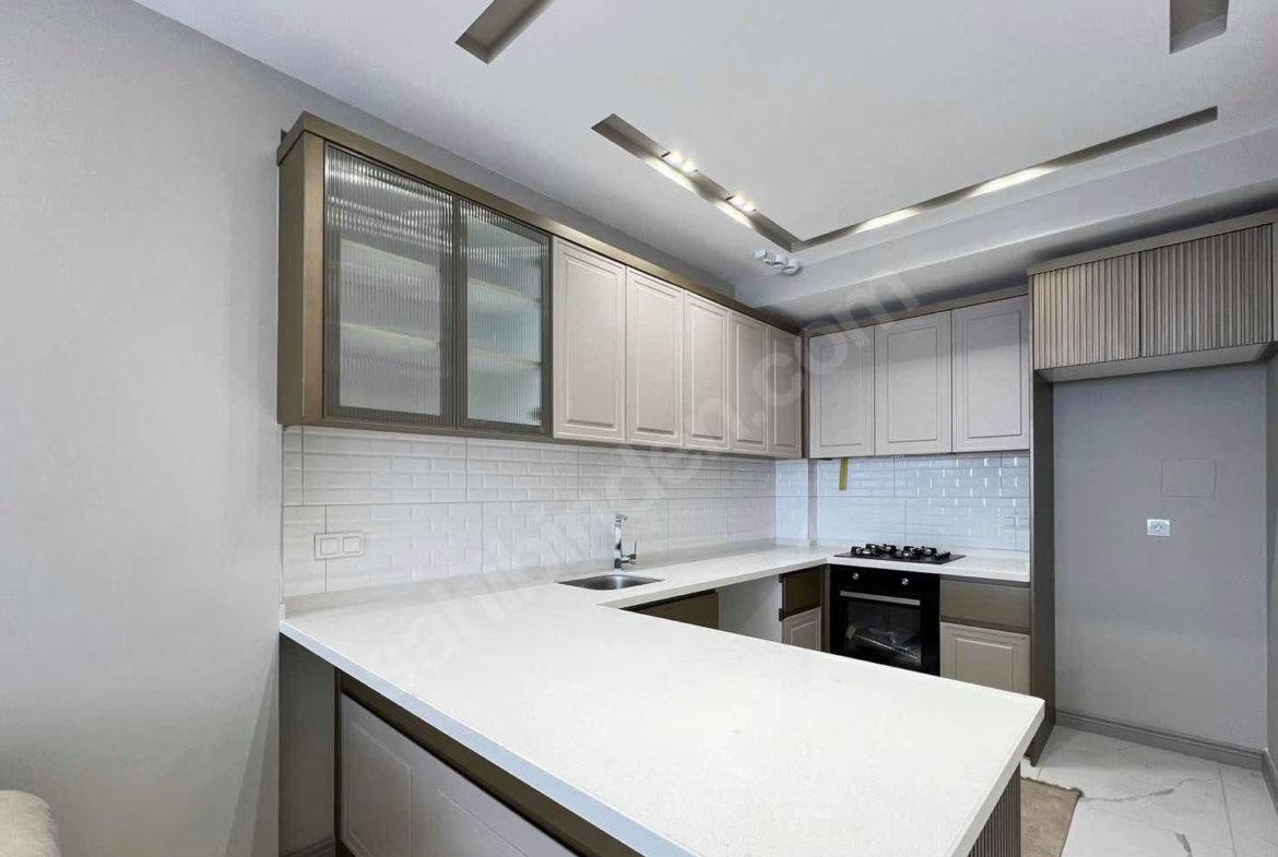 Mersin Mezitli 75. Yıl Mahallesi 2+1 110 m² Doğalgaz Kombili Satılık Daire