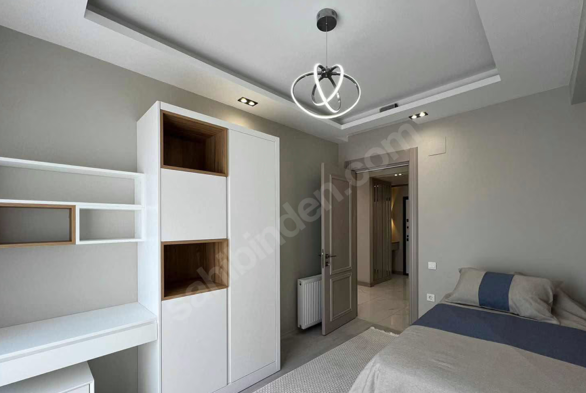 Mersin Mezitli 75. Yıl Mahallesi 2+1 110 m² Doğalgaz Kombili Satılık Daire