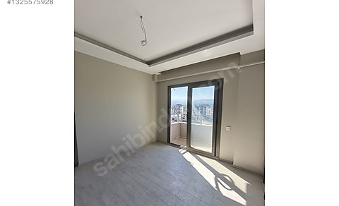 Mersin Mezitli 75. Yıl Mahallesi 2+1 110 m² Doğalgaz Kombili Satılık Daire