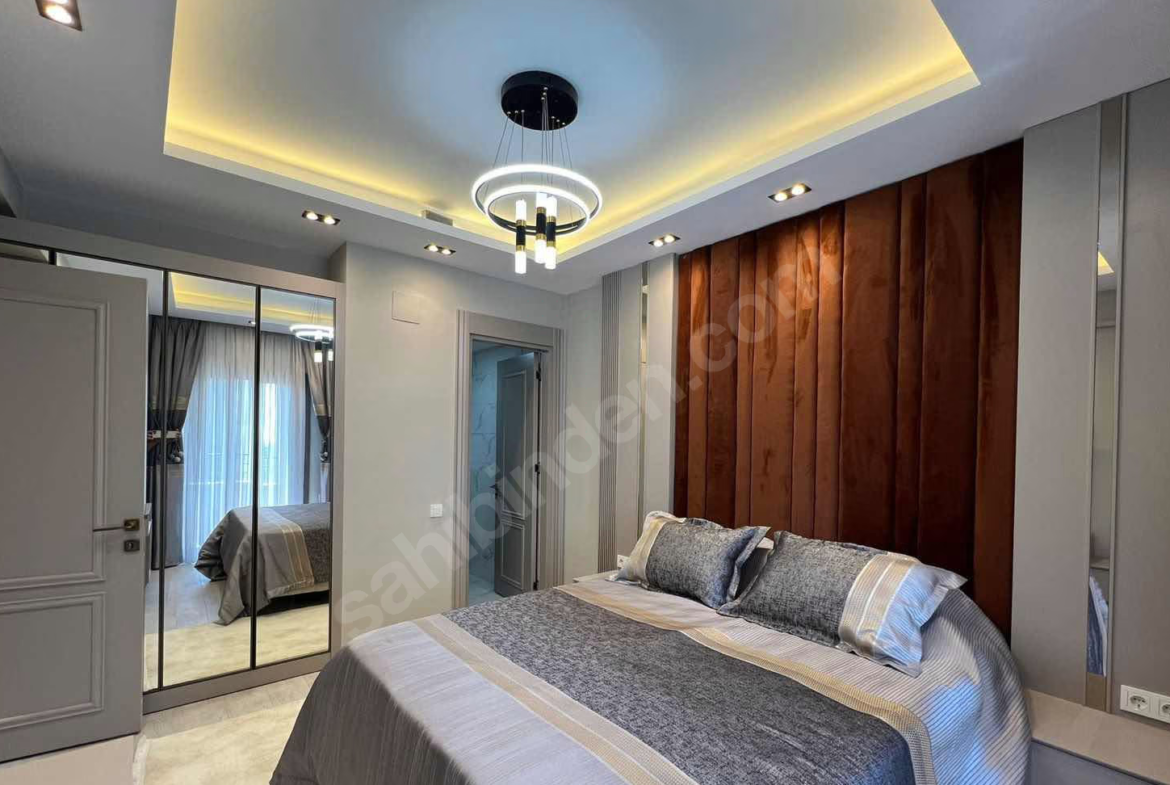 Mersin Mezitli 75. Yıl Mahallesi 2+1 110 m² Doğalgaz Kombili Satılık Daire