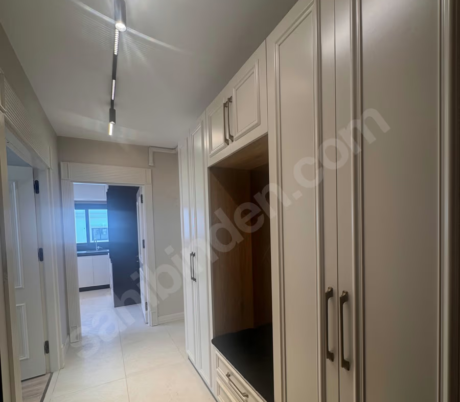 Mersin Mezitli 75. Yıl Mahallesi 2+1 120 m² Doğalgaz Kombili Kiralık Daire