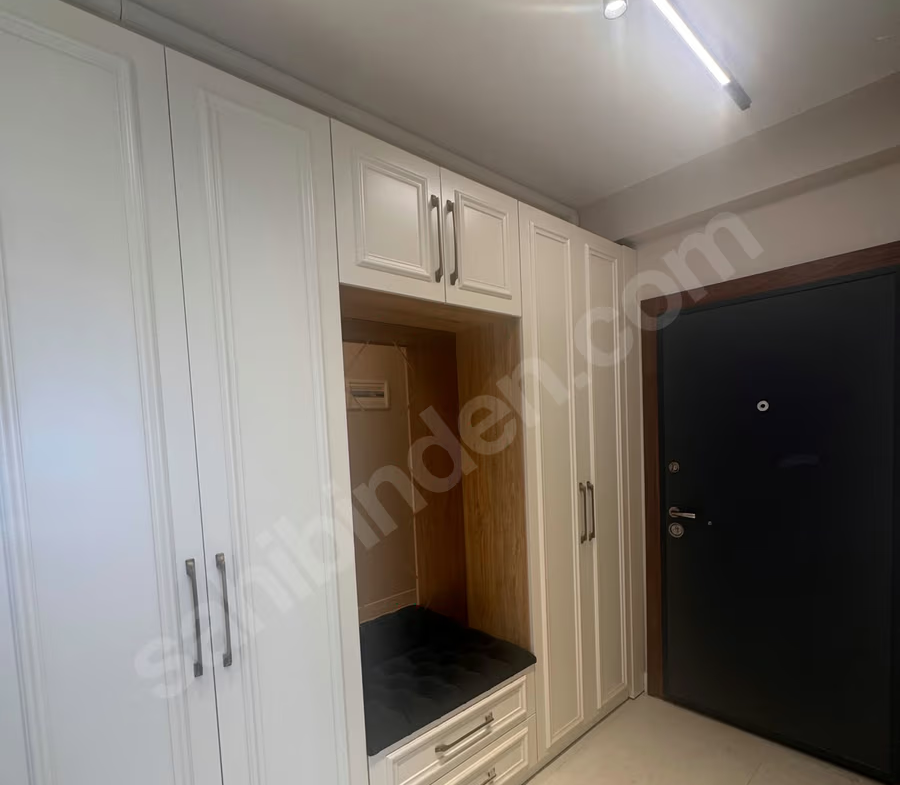 Mersin Mezitli 75. Yıl Mahallesi 2+1 120 m² Doğalgaz Kombili Kiralık Daire