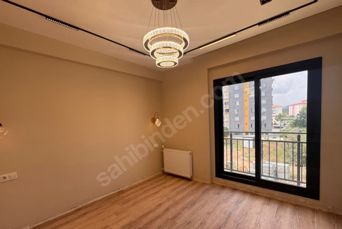 Mersin Mezitli 75. Yıl Mahallesi 2+1 120 m² Doğalgaz Kombili Kiralık Daire