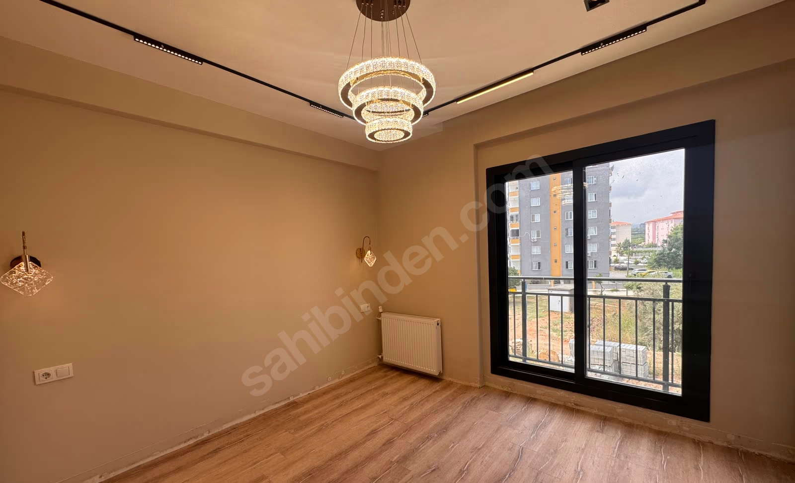 Mersin Mezitli 75. Yıl Mahallesi 2+1 120 m² Doğalgaz Kombili Satılık Daire