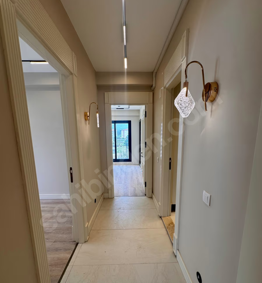 Mersin Mezitli 75. Yıl Mahallesi 2+1 120 m² Doğalgaz Kombili Satılık Daire