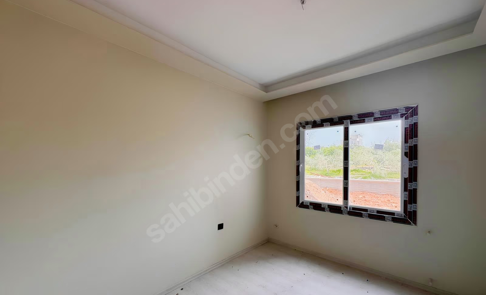 Mersin Mezitli 75. Yıl Mahallesi 2+1 150 m² Doğalgaz Kombili Satılık Daire