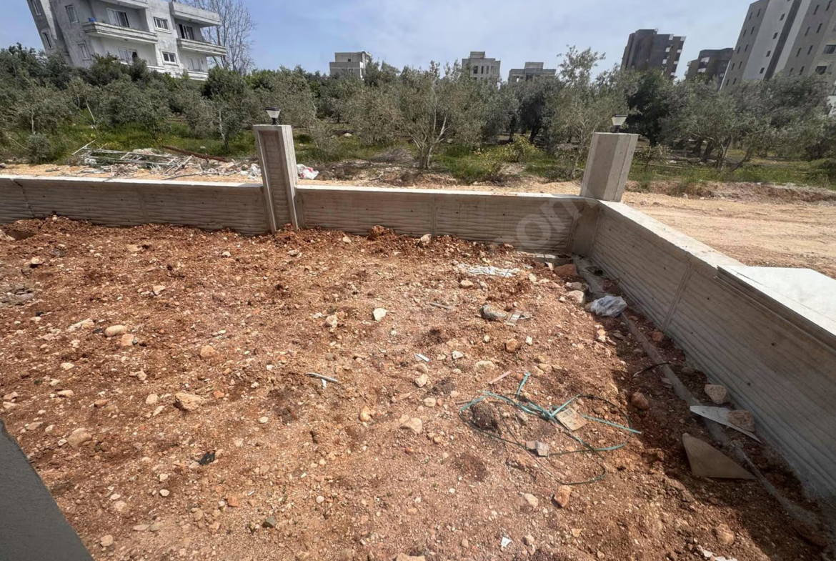 Mersin Mezitli 75. Yıl Mahallesi 2+1 150 m² Doğalgaz Kombili Satılık Daire
