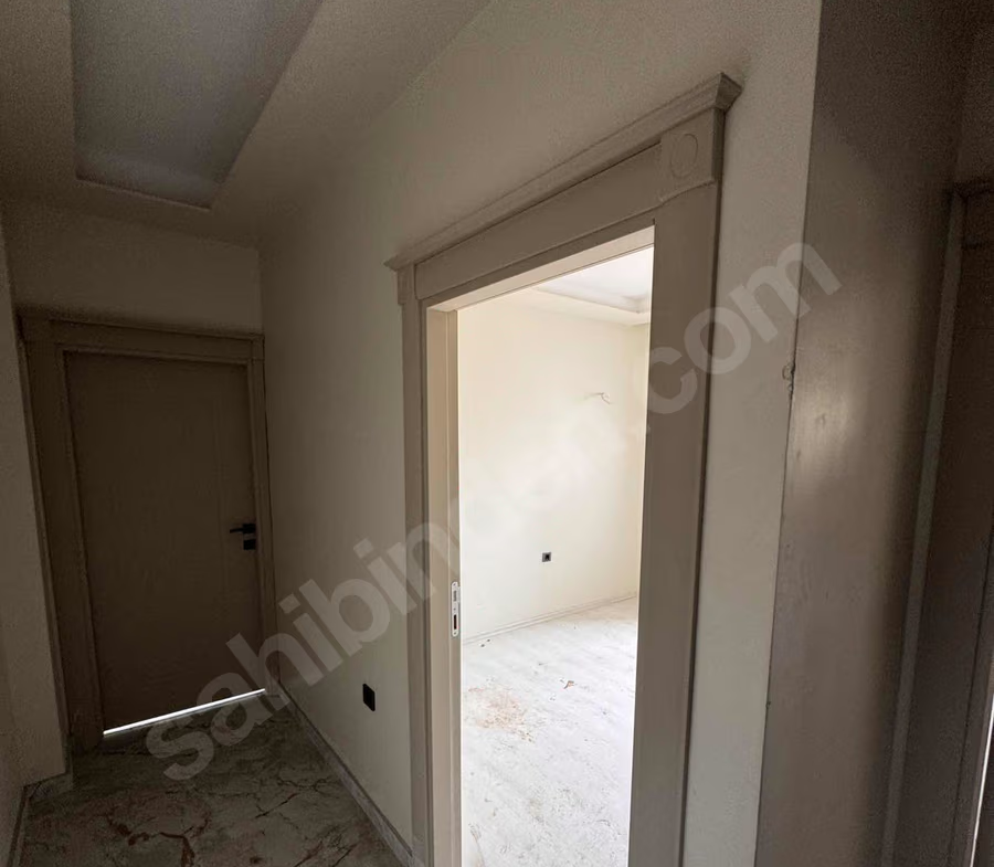 Mersin Mezitli 75. Yıl Mahallesi 2+1 150 m² Doğalgaz Kombili Satılık Daire