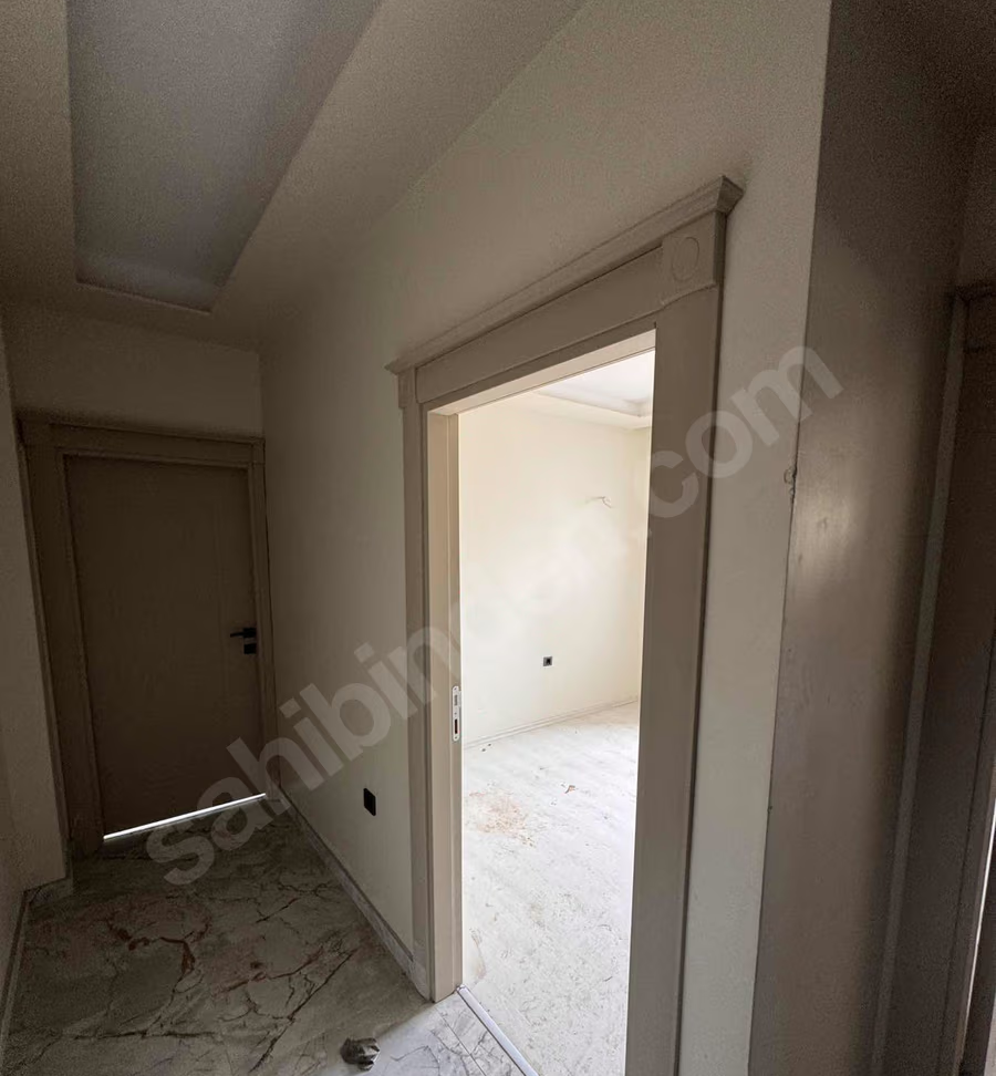 Mersin Mezitli 75. Yıl Mahallesi 2+1 150 m² Doğalgaz Kombili Satılık Daire