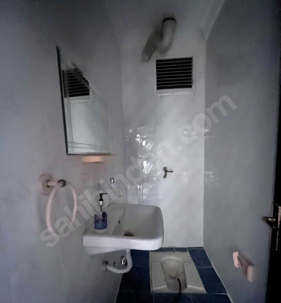 Mersin Mezitli 75. Yıl Mahallesi 2+1 150 m² Klima Kiralık Daire