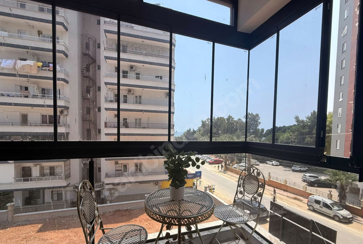 Mersin Mezitli 75. Yıl Mahallesi 2+1 90 m² Doğalgaz Kombili Satılık Daire