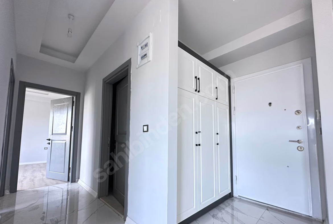 Mersin Mezitli 75. Yıl Mahallesi 2+1 95 m² Doğalgaz Kombili Satılık Daire