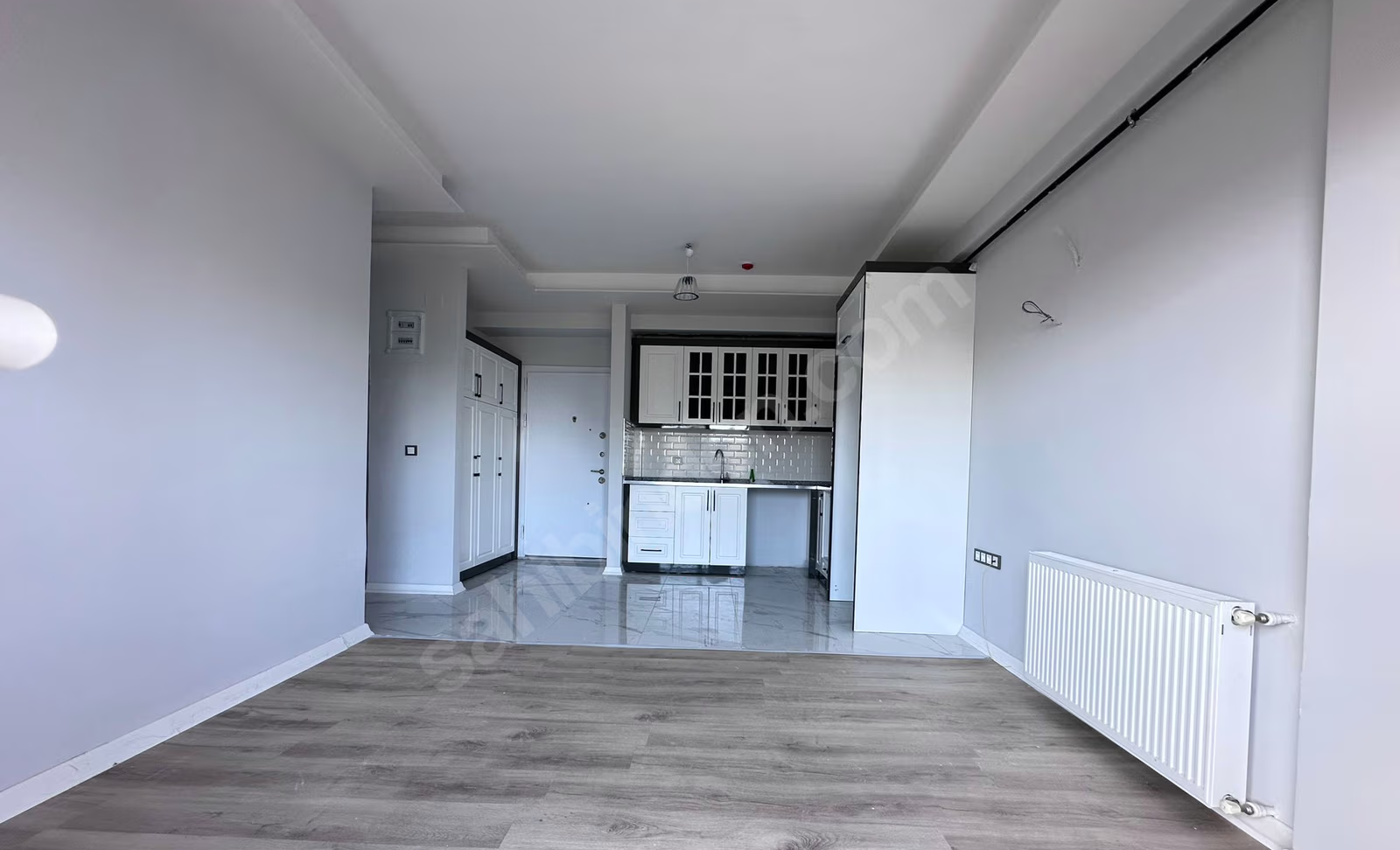Mersin Mezitli 75. Yıl Mahallesi 2+1 95 m² Doğalgaz Kombili Satılık Daire