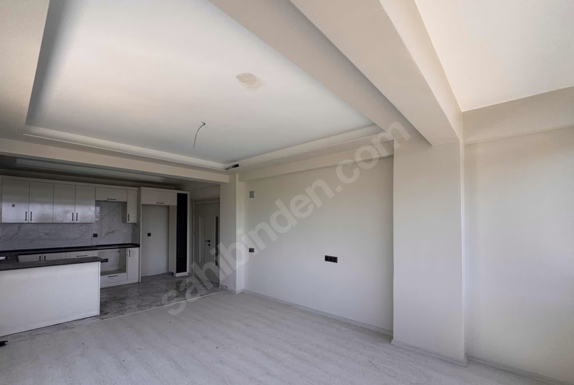Mersin Mezitli 75. Yıl Mahallesi 2+1 95 m² Doğalgaz Kombili Satılık Daire