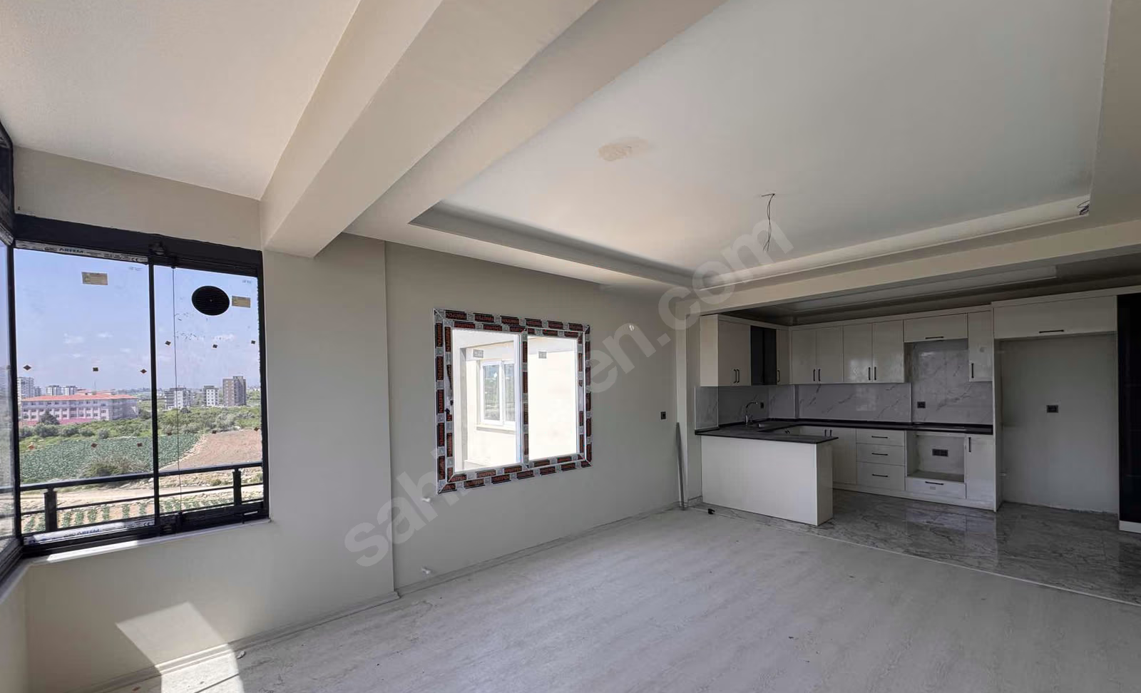 Mersin Mezitli 75. Yıl Mahallesi 2+1 95 m² Doğalgaz Kombili Satılık Daire