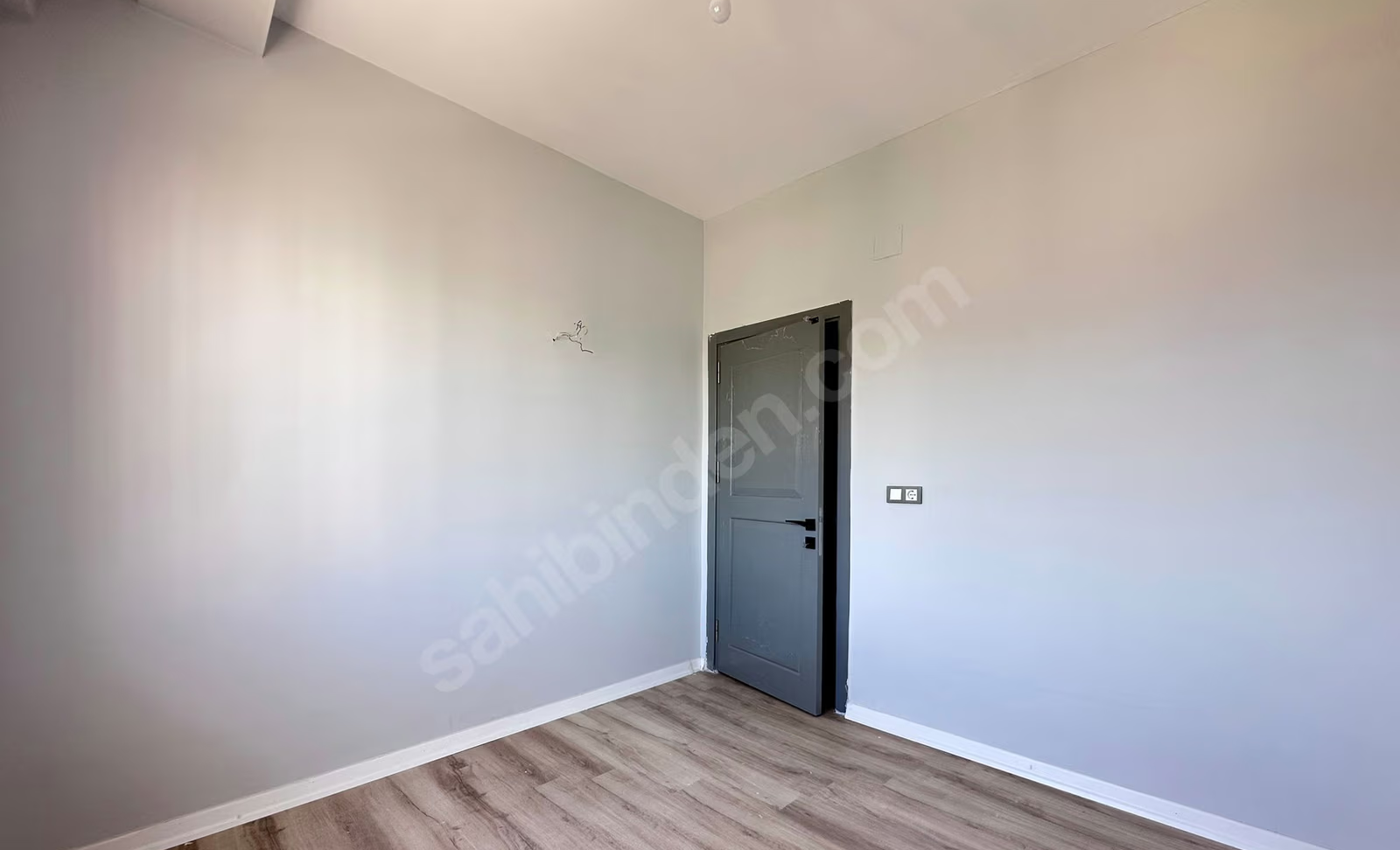 Mersin Mezitli 75. Yıl Mahallesi 2+1 95 m² Doğalgaz Kombili Satılık Daire