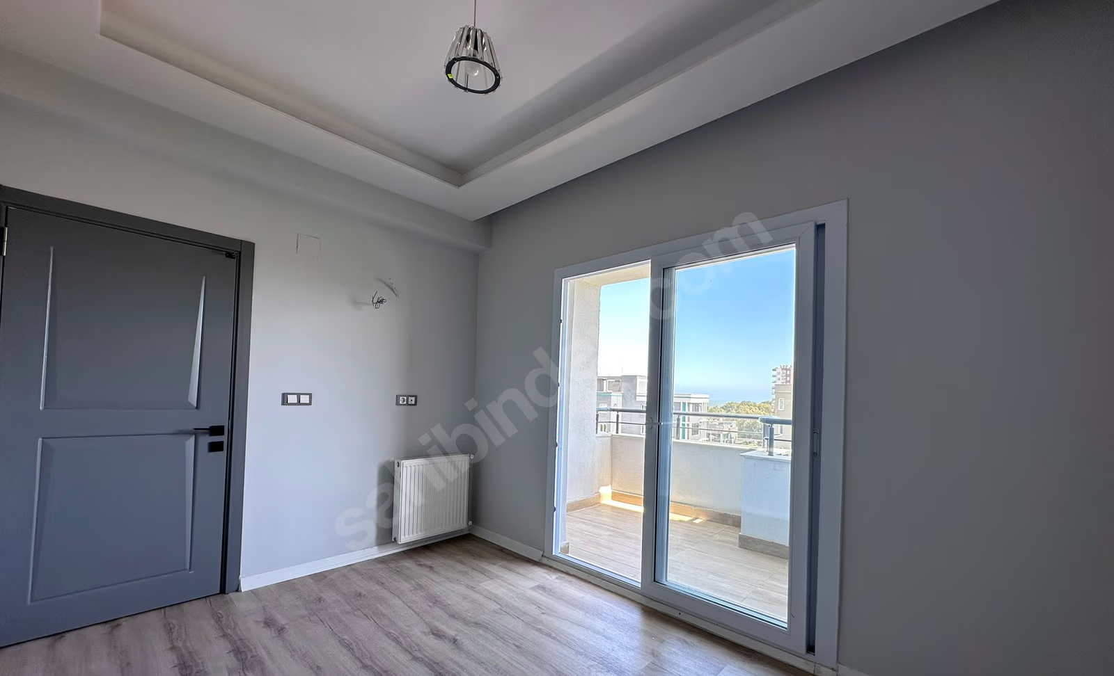 Mersin Mezitli 75. Yıl Mahallesi 2+1 95 m² Doğalgaz Kombili Satılık Daire