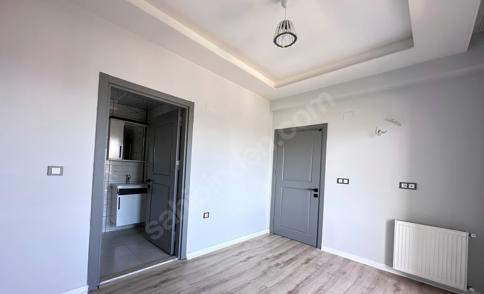 Mersin Mezitli 75. Yıl Mahallesi 2+1 95 m² Doğalgaz Kombili Satılık Daire