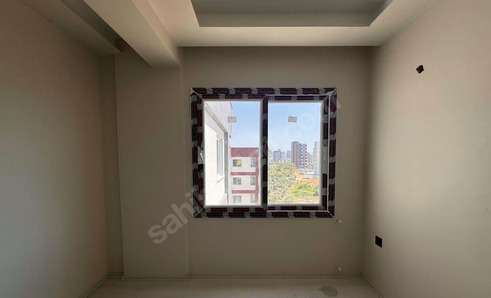 Mersin Mezitli 75. Yıl Mahallesi 2+1 95 m² Doğalgaz Kombili Satılık Daire