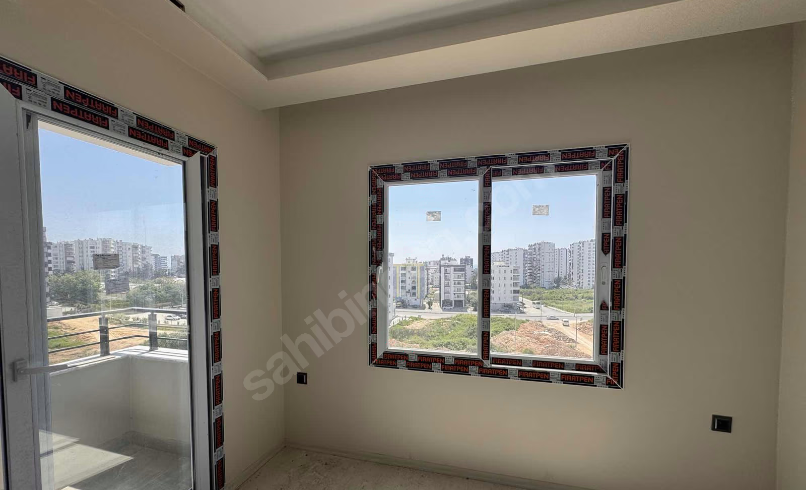 Mersin Mezitli 75. Yıl Mahallesi 2+1 95 m² Doğalgaz Kombili Satılık Daire