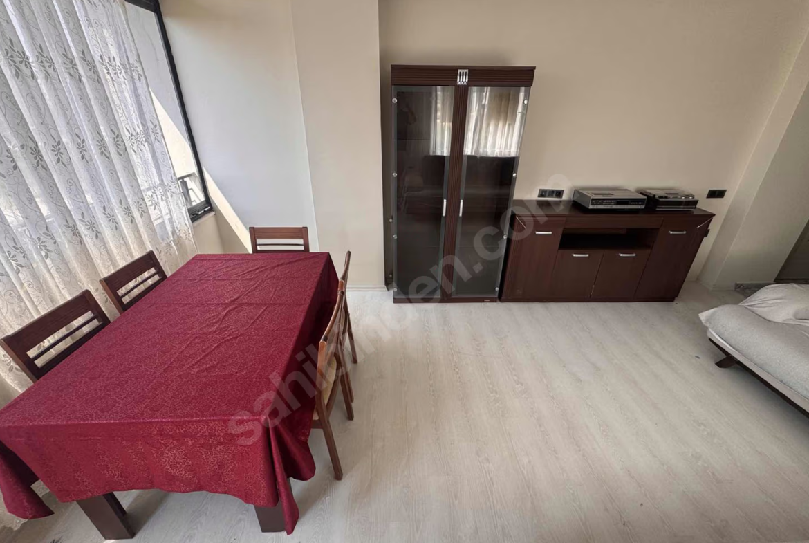 Mersin Mezitli 75. Yıl Mahallesi 2+1 95 m² Klima Kiralık Daire