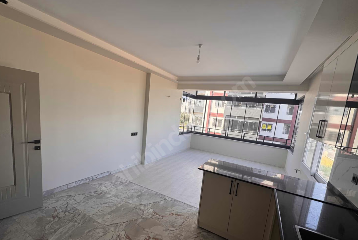 Mersin Mezitli 75. Yıl Mahallesi 2+1 95 m² Klima Kiralık Daire