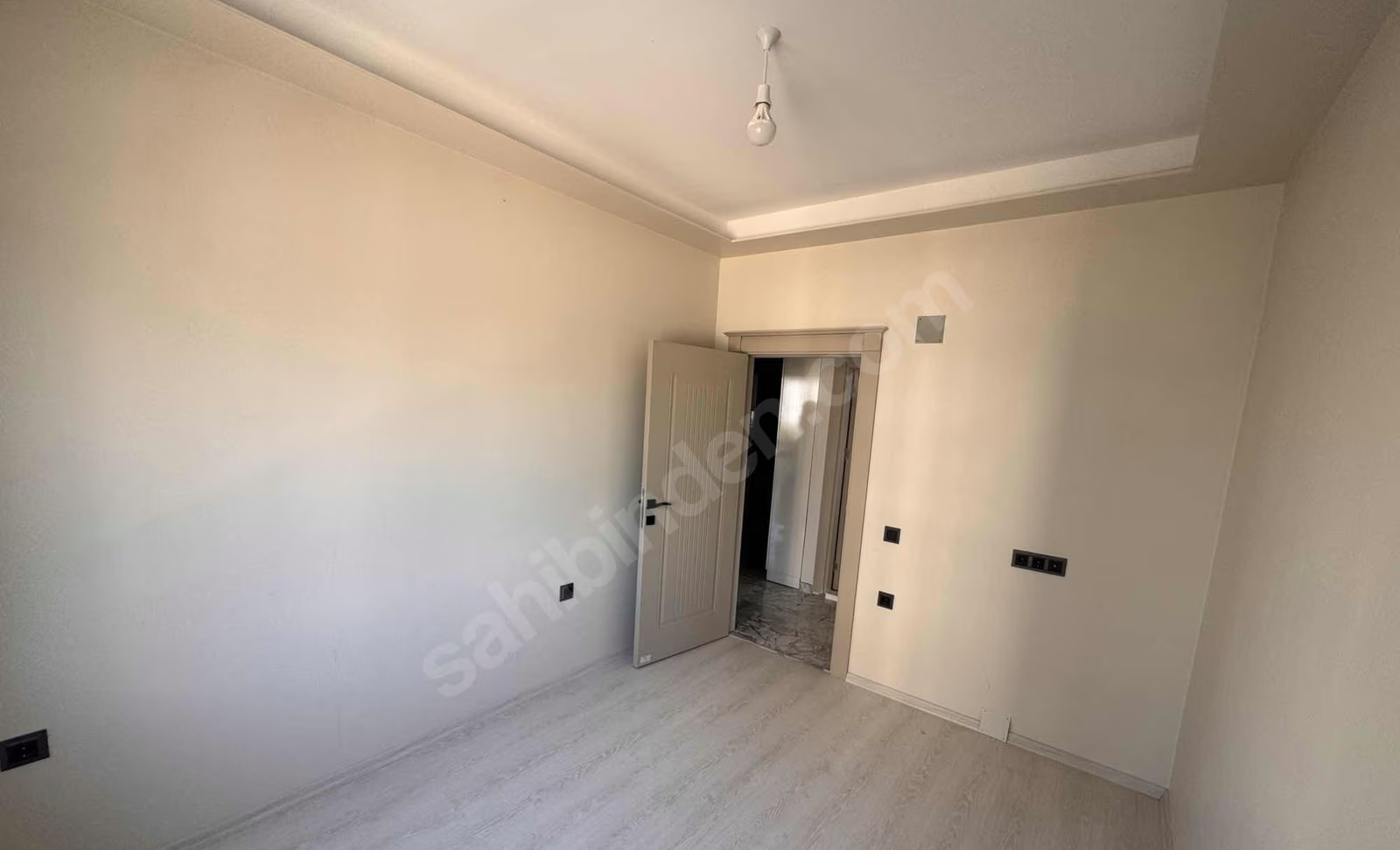 Mersin Mezitli 75. Yıl Mahallesi 2+1 95 m² Klima Kiralık Daire