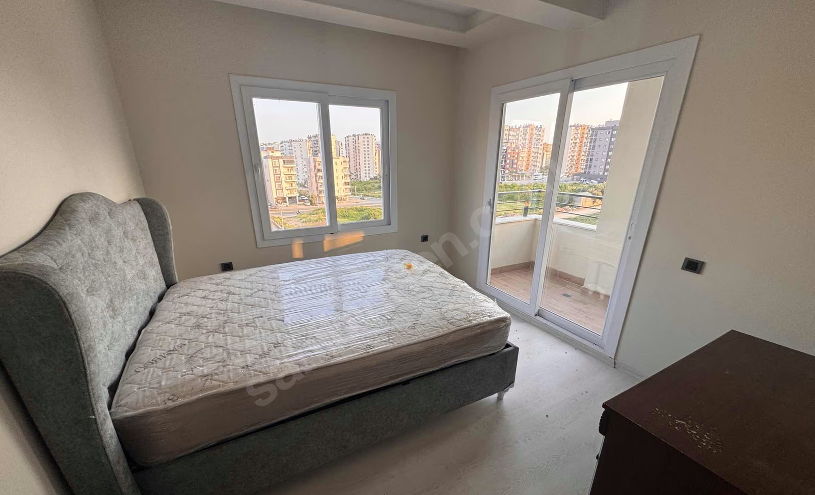 Mersin Mezitli 75. Yıl Mahallesi 2+1 95 m² Klima Kiralık Daire