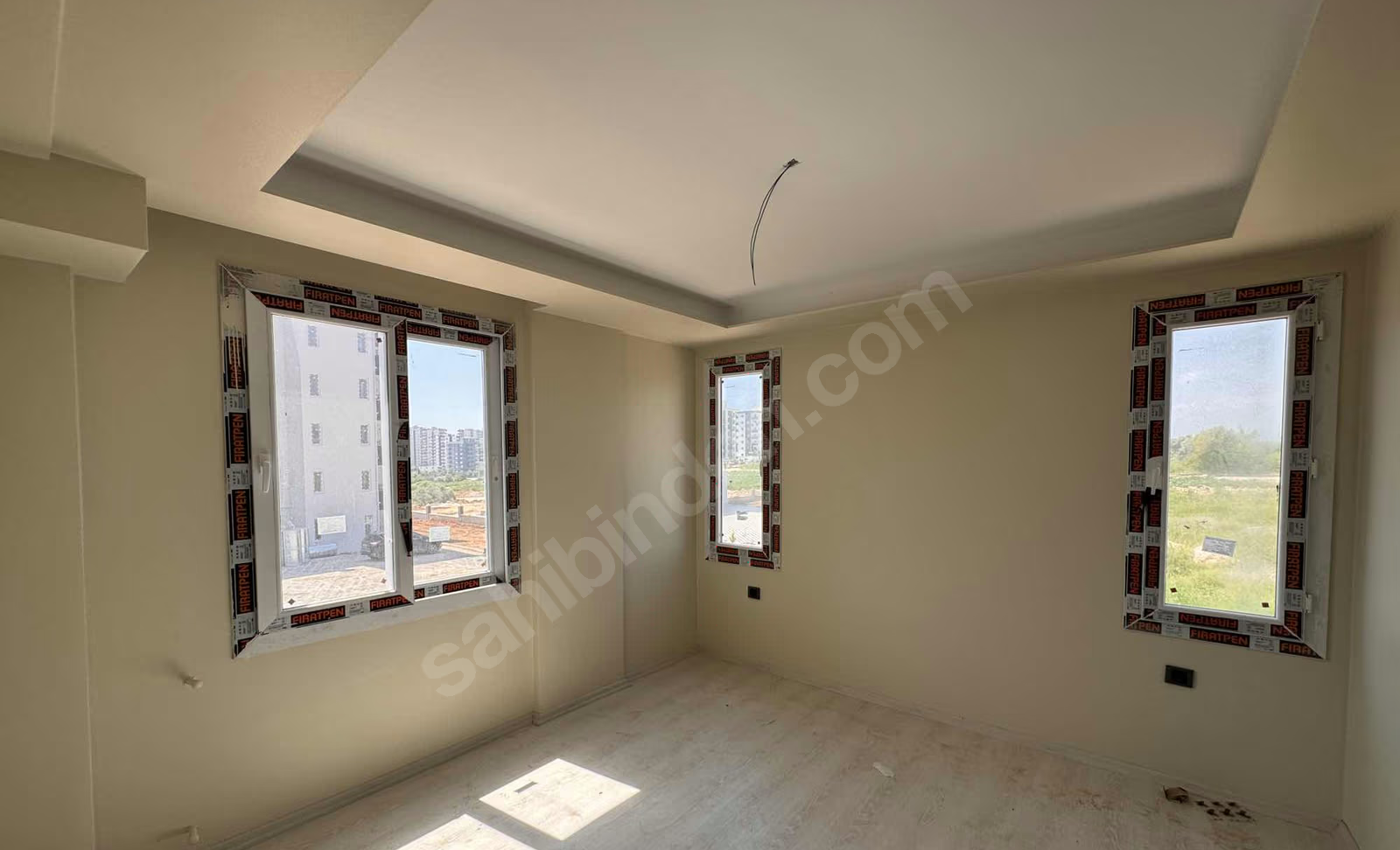 Mersin Mezitli 75. Yıl Mahallesi 3+0 175 m² Doğalgaz Kombili Satılık Daire